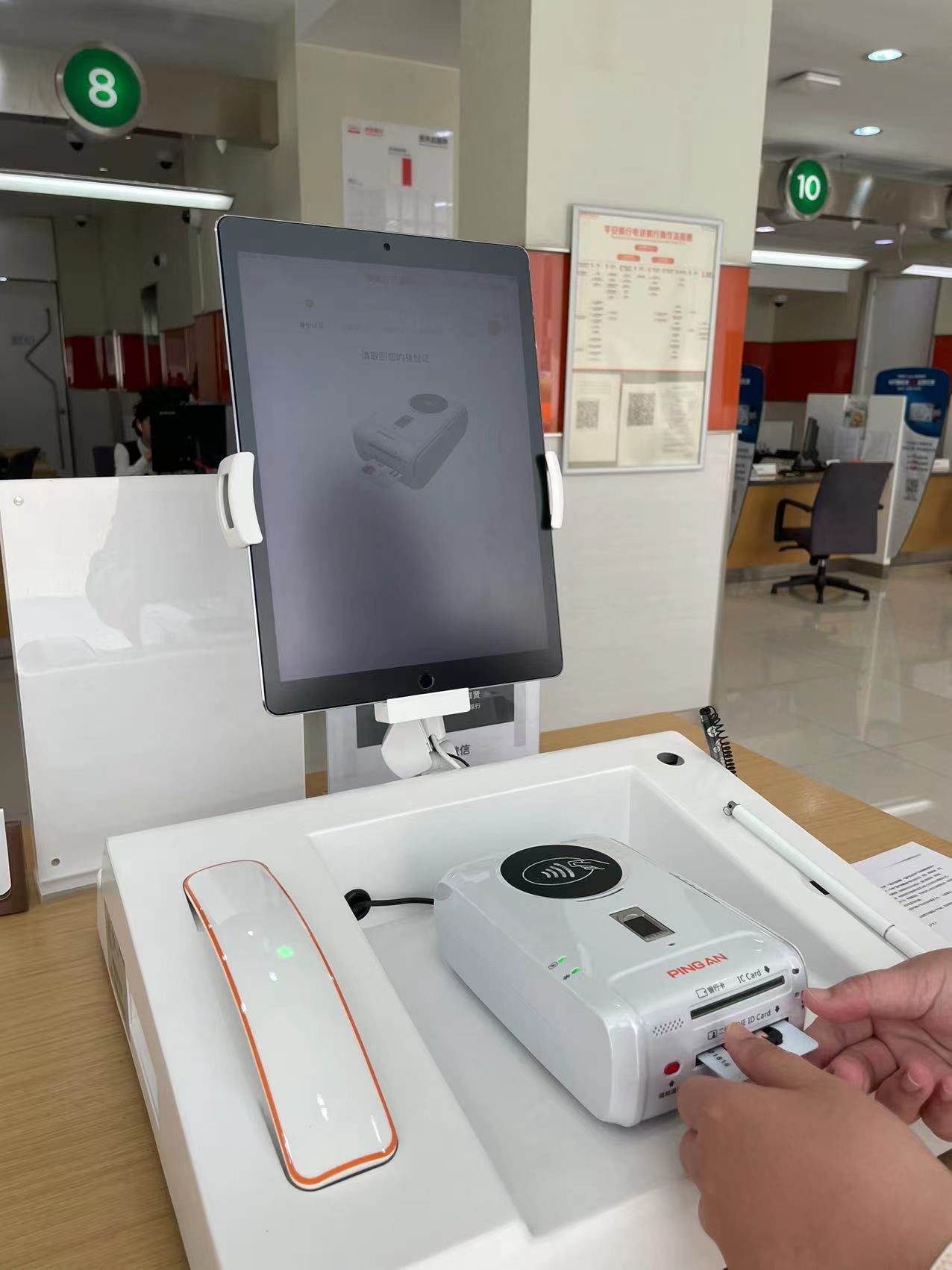 去办了平安I卡限额2万，光大I卡限额1万。