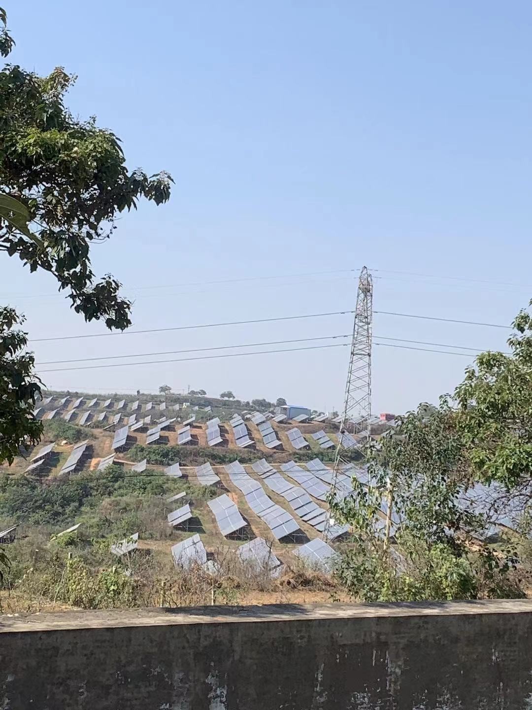 最近看老家很多人都装光伏了,心动也想装 最近看老家很多人都装光伏了,心动也想装