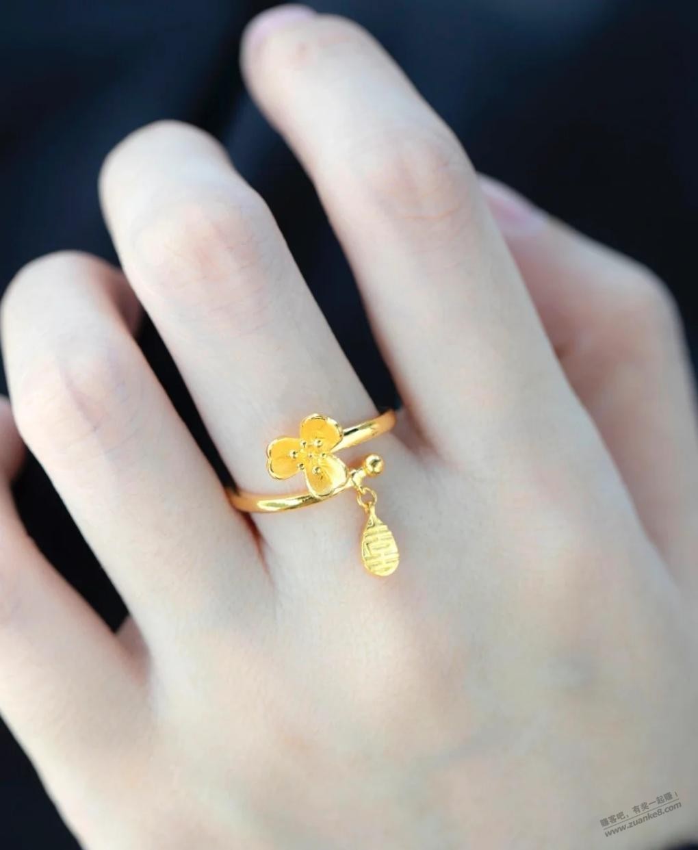 88vip撸的黄金给住家阿姨打了个黄金戒指