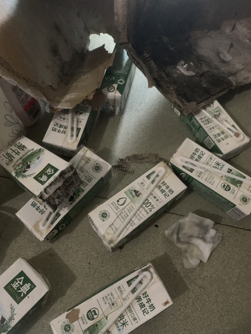 善融买的牛奶出问题了 - 0818团