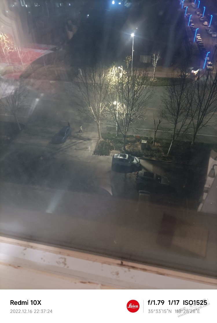 零下6度。楼下吵了半个多小时了。晦气。 - 0818团