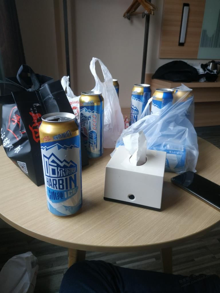 一个人喝酒，感觉人生没什么意思。 - 0818团