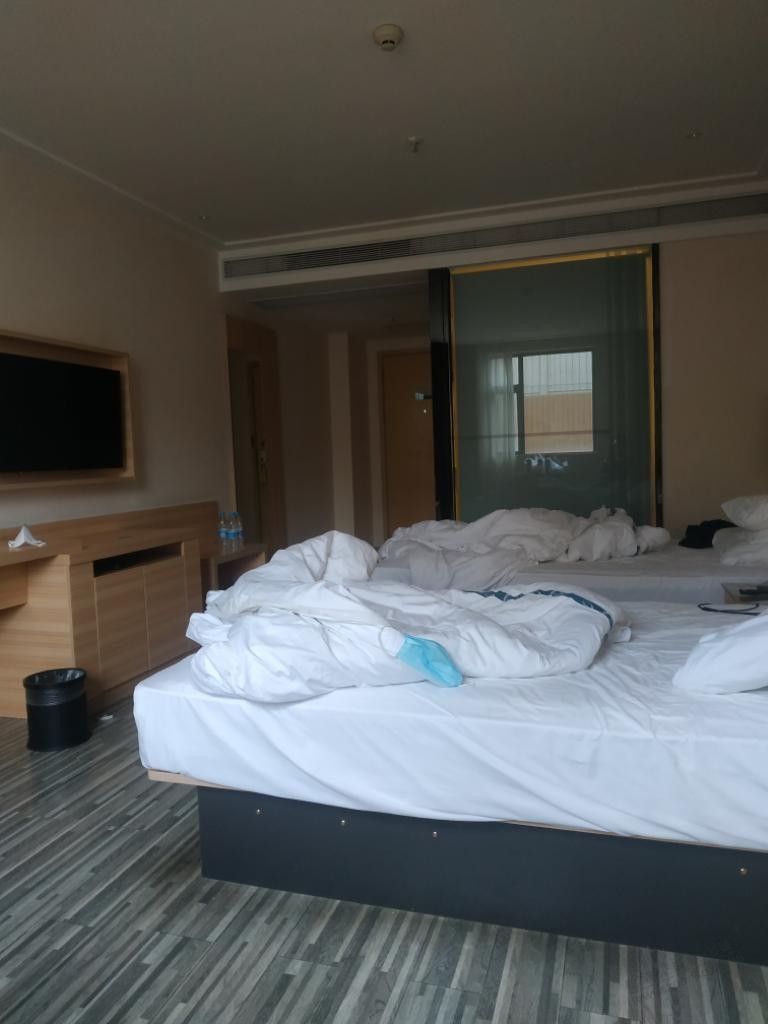 一个人喝酒，感觉人生没什么意思。 - 0818团