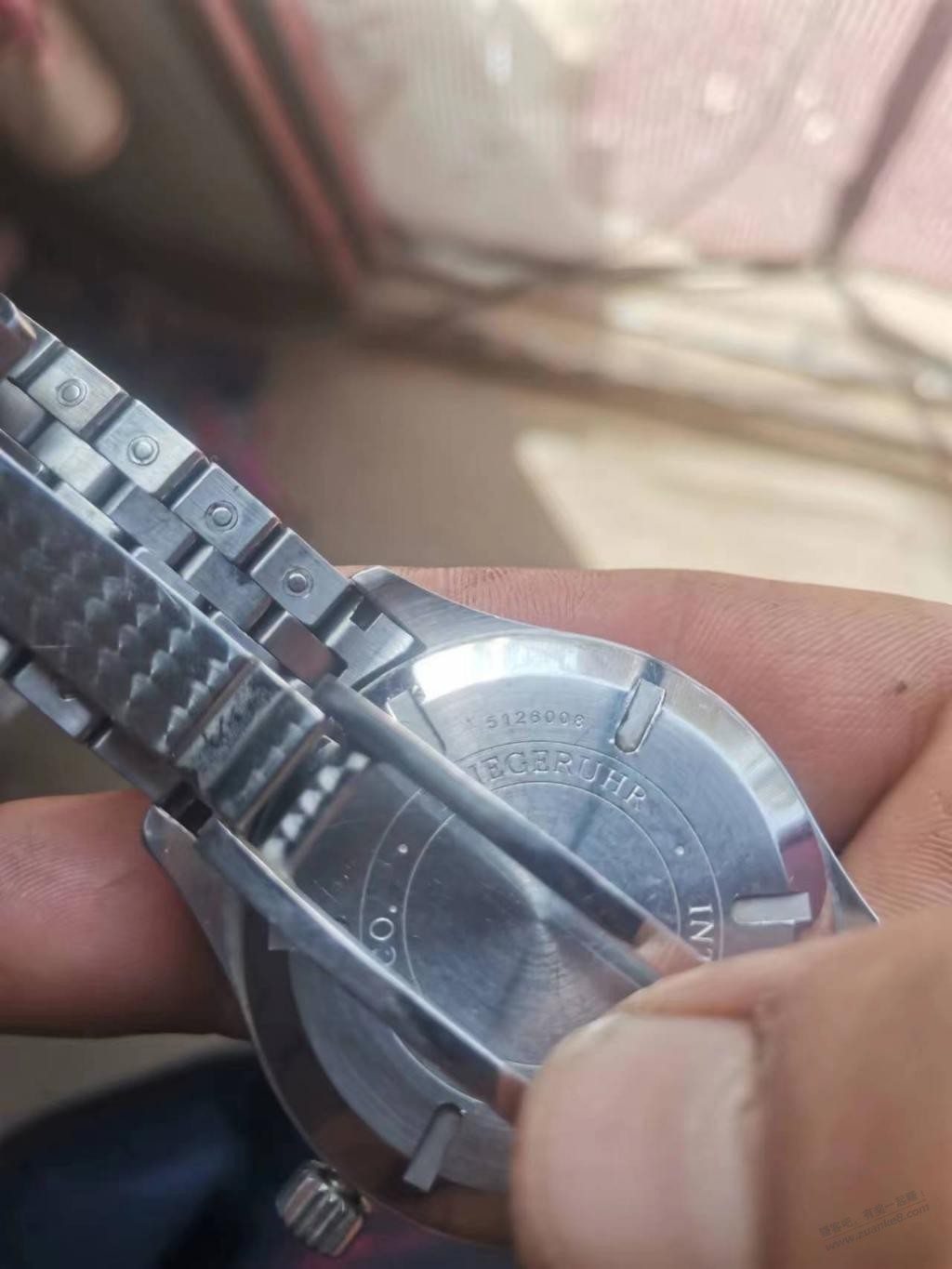 亲戚捡到一个万国手表 问我咋鉴定真假-惠小助(52huixz.com)