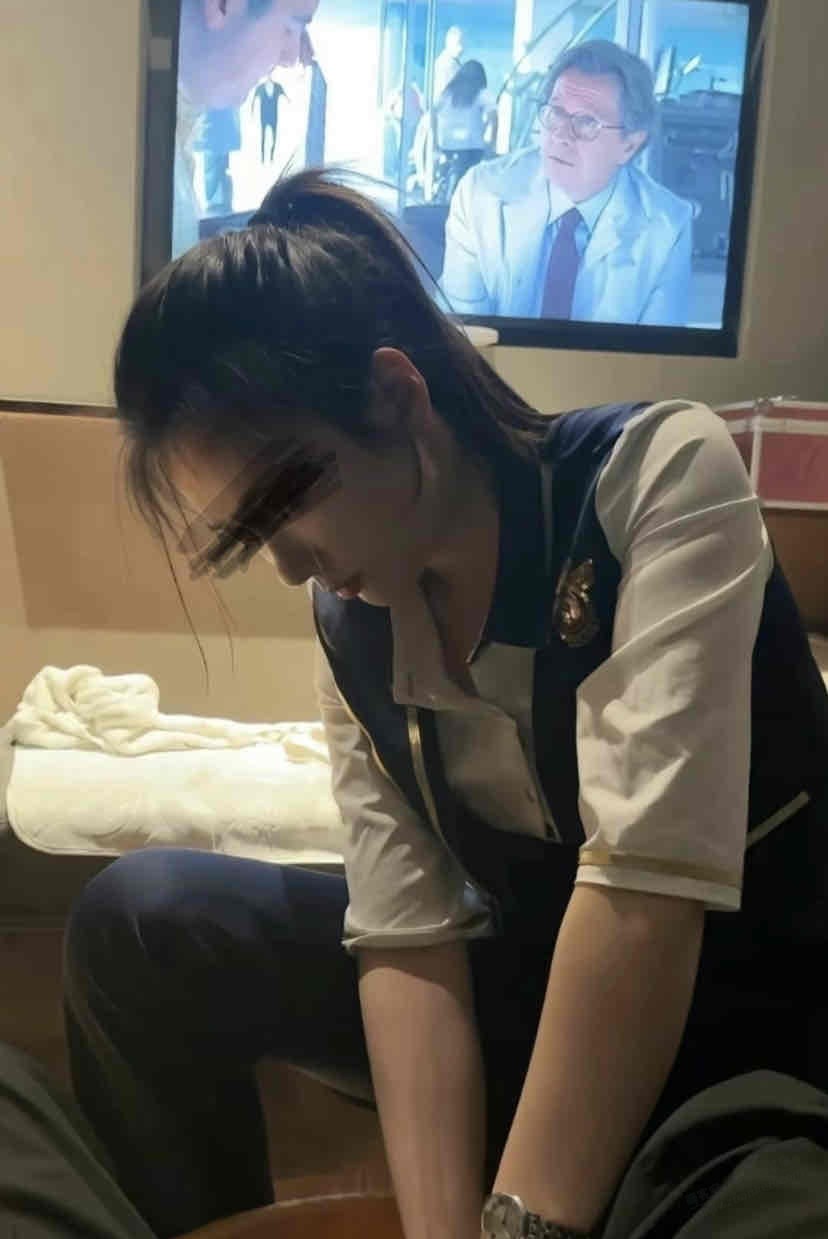 路遇美女求助 - 线报迷