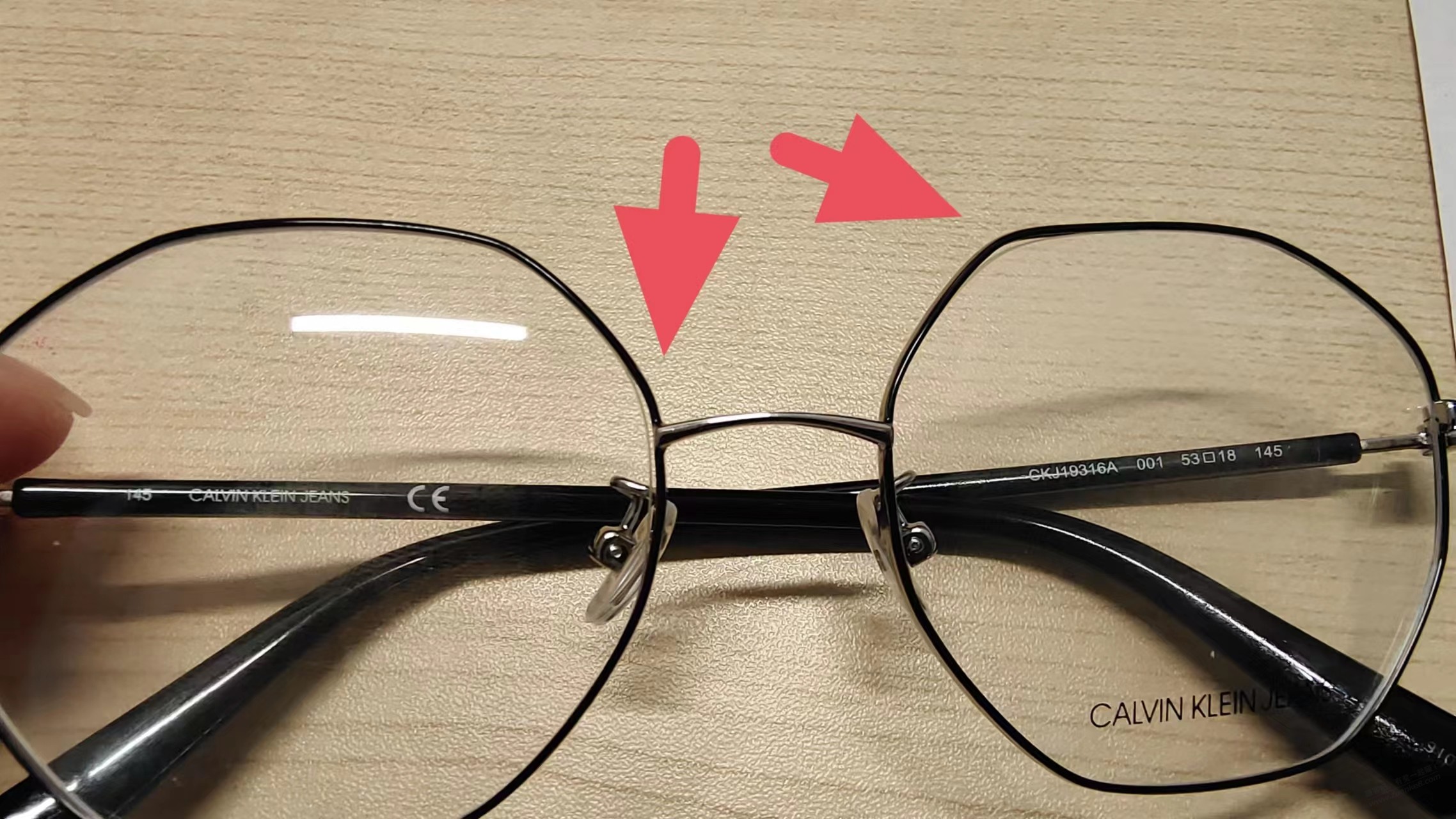 JD买的CK的眼镜框 都这样吗？ 求问配镜吧友 - 线报迷