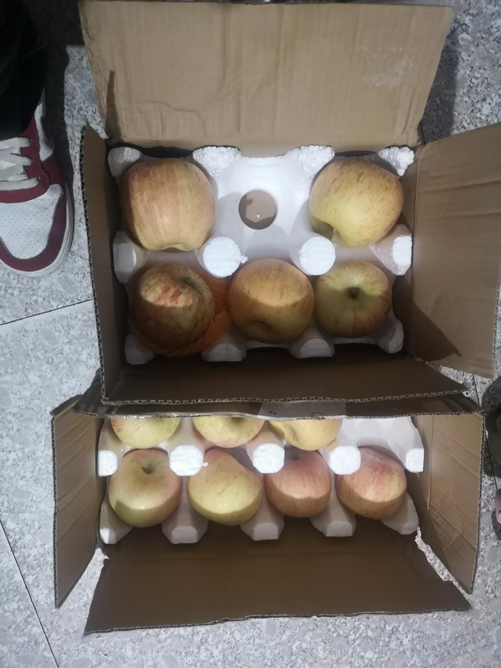 猫超4元3斤的苹果收到了-惠小助(52huixz.com)