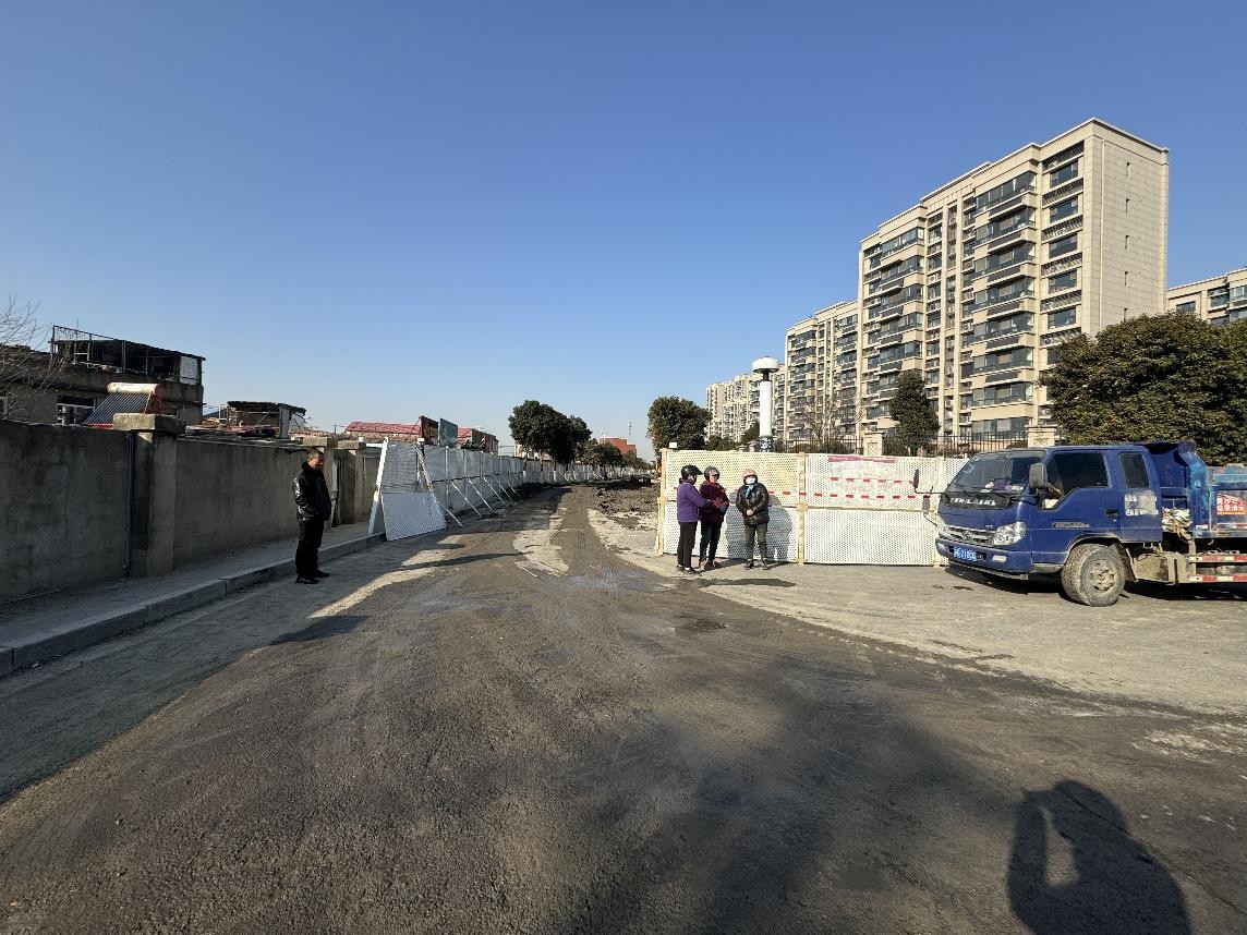 路滑交通事故，吧友分析一下 - 线报迷