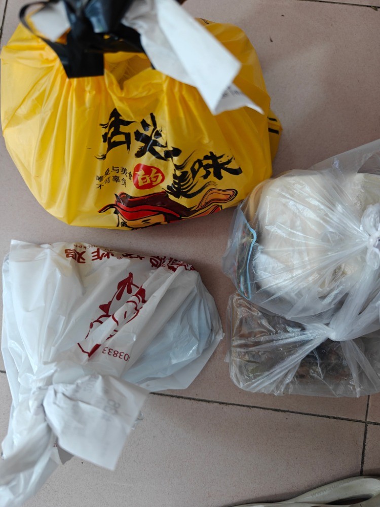 谢谢东哥，又吃到几块钱的外卖了，三个外卖够我吃一天了，顺便把未来一周外卖都预约了 - 线报酷
